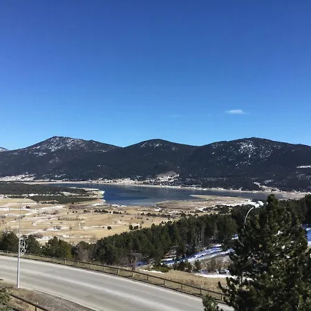 Avec Wifi Et Vue Splendide Sur Le Et Les Montagnes Les Angles (Pyrenees-Orientales)