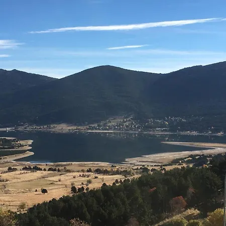 Avec Wifi Et Vue Splendide Sur Le Et Les Montagnes Les Angles (Pyrenees-Orientales)