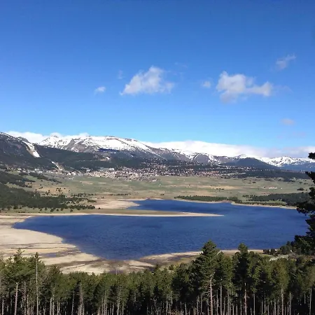 Appartement Avec Wifi Et Vue Splendide Sur Le Et Les Montagnes Les Angles (Pyrenees-Orientales)